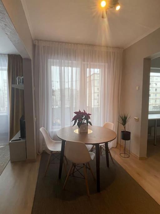 Cozy Apartment Close To Riga Airport Eksteriør bilde
